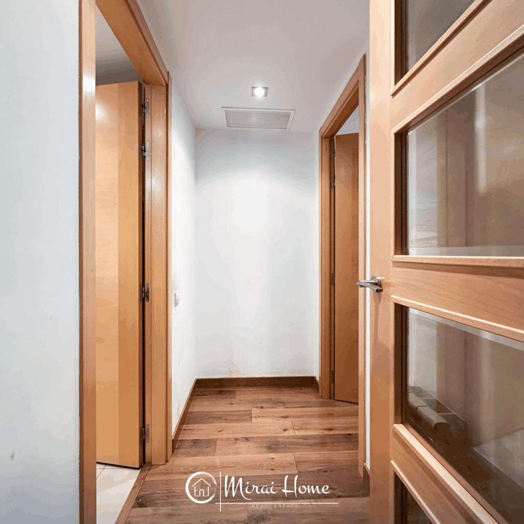 21. Pasillo inferior 1