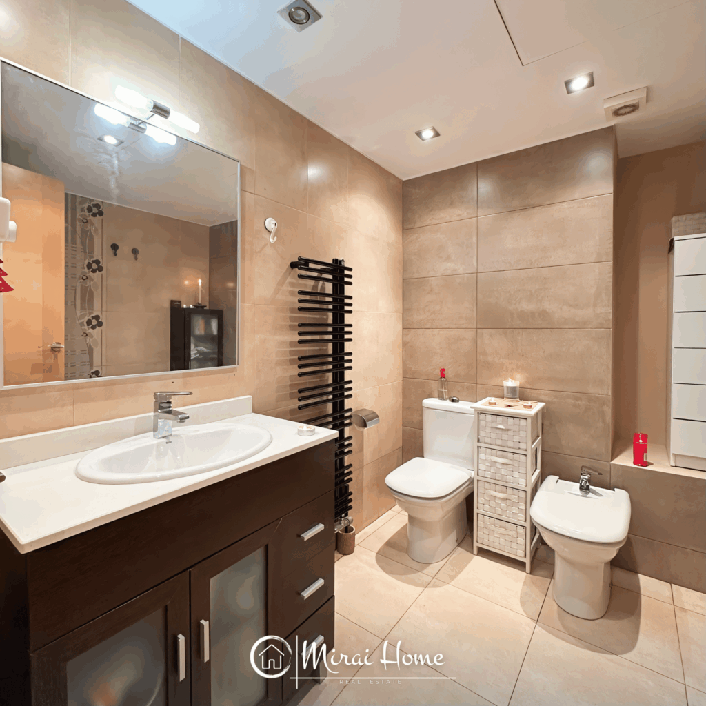 22. Baño inferior 1