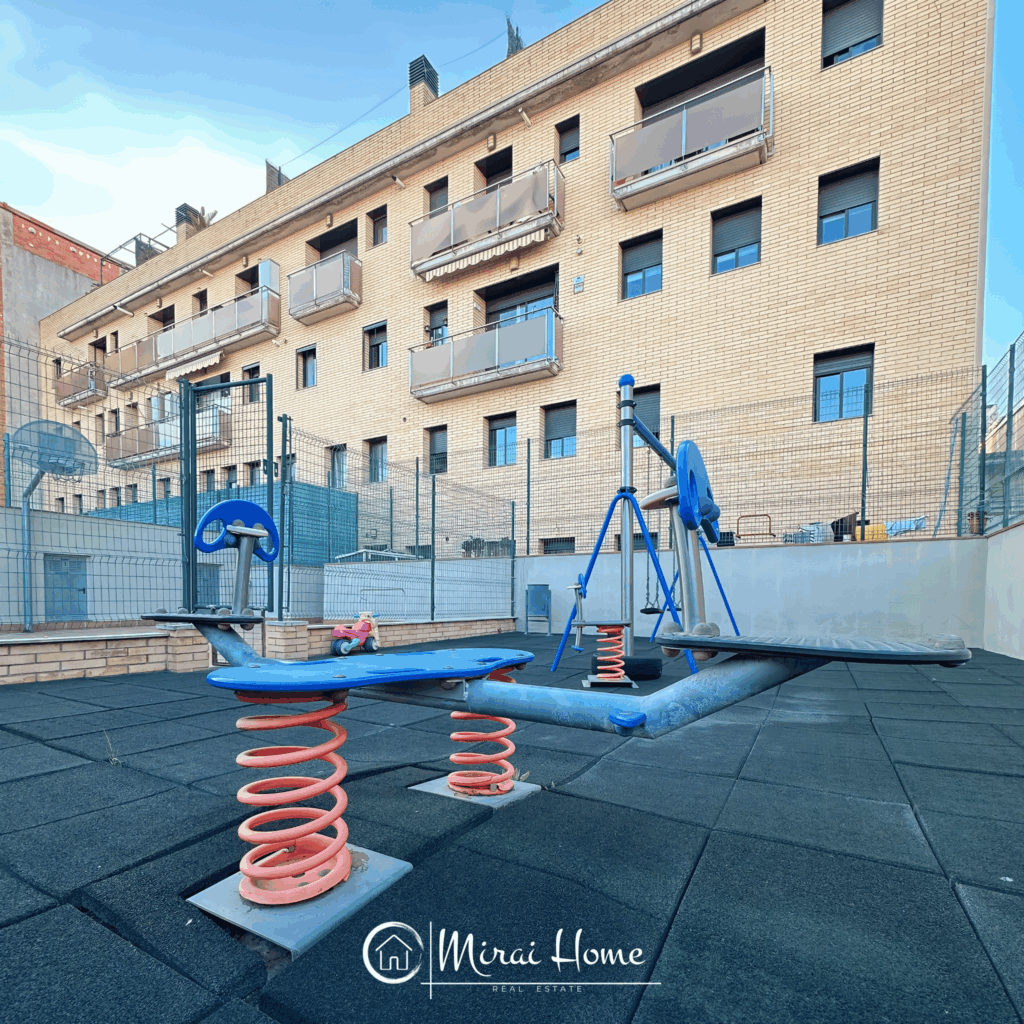 30. Parque de juegos 1